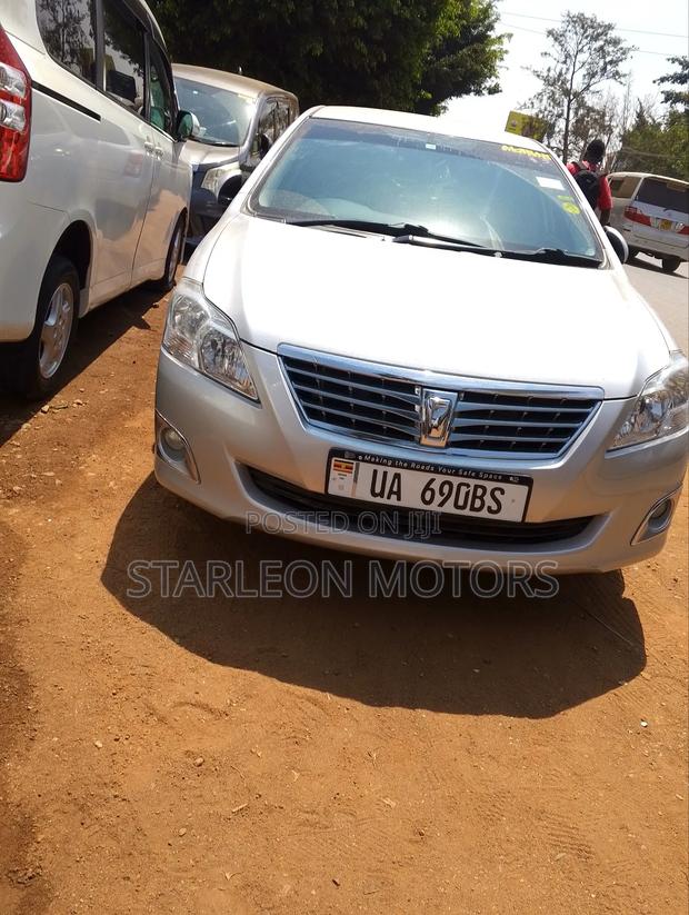 Toyota Premio 1.8 AWD 2010 Silver