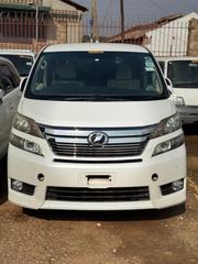 Toyota Vellfire 2011 White for sale