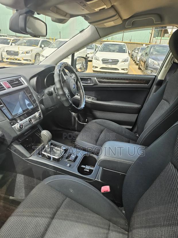 Subaru Legacy 2.5i Limited 4dr Sedan AWD (2.5L 4cyl CVT) 2015 White