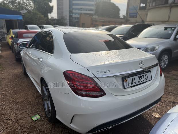 Mercedes-Benz C200 2016 White