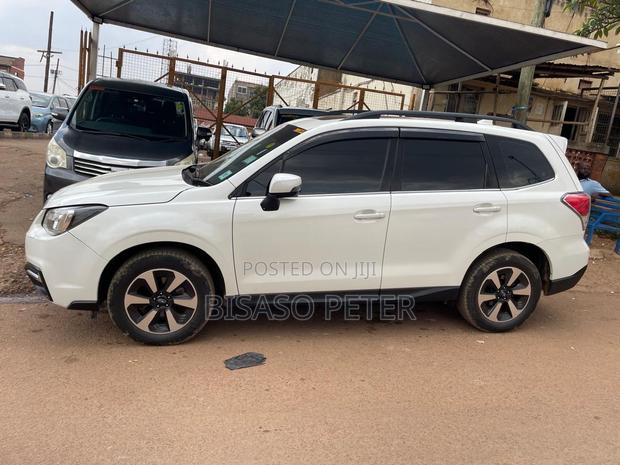 Subaru Forester 2.5i Premium AWD 2016 White
