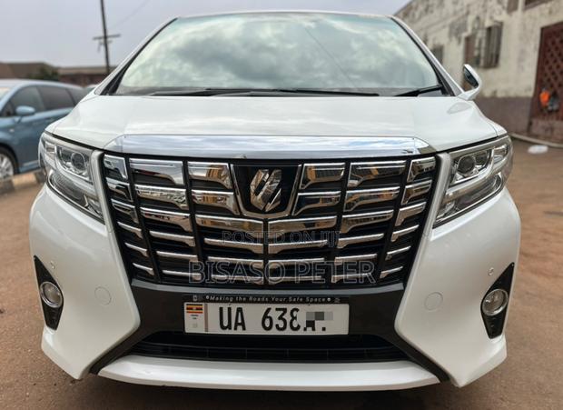 Toyota Alphard 2.5 Petrol AWD 2017 White