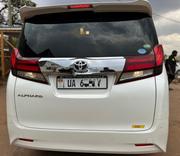Toyota Alphard 2.5 Petrol AWD 2017 White for sale
