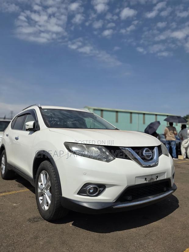 Nissan X-Trail 2.0 Petrol AWD 2016 Pearl