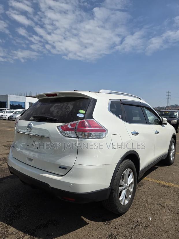 Nissan X-Trail 2.0 Petrol AWD 2016 Pearl