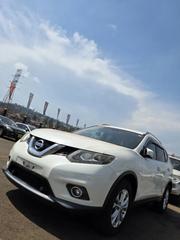 Nissan X-Trail 2.0 Petrol AWD 2016 Pearl for sale