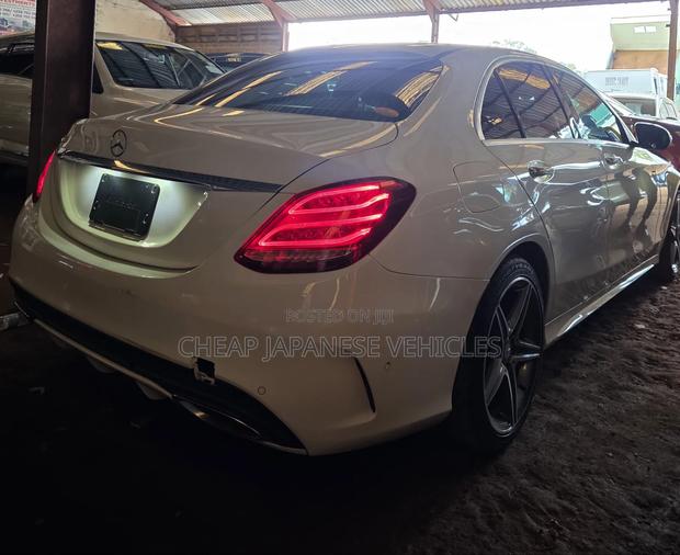 Mercedes-Benz C200 2016 White