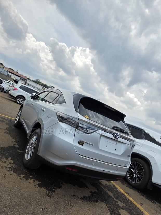 Toyota Harrier 2.5 Hybrid 4WD 2014 Silver