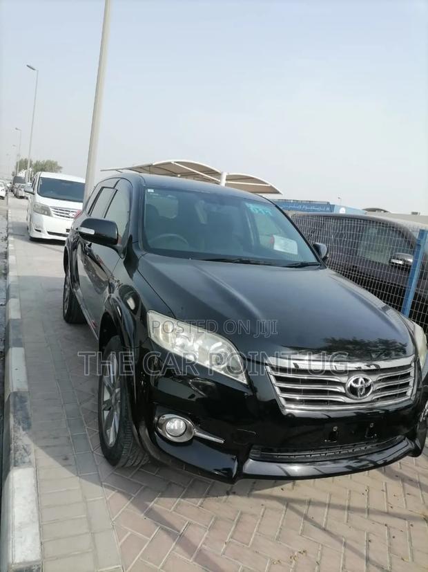 Toyota Vanguard 2013 Black