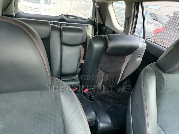 Toyota Vanguard 2013 Black