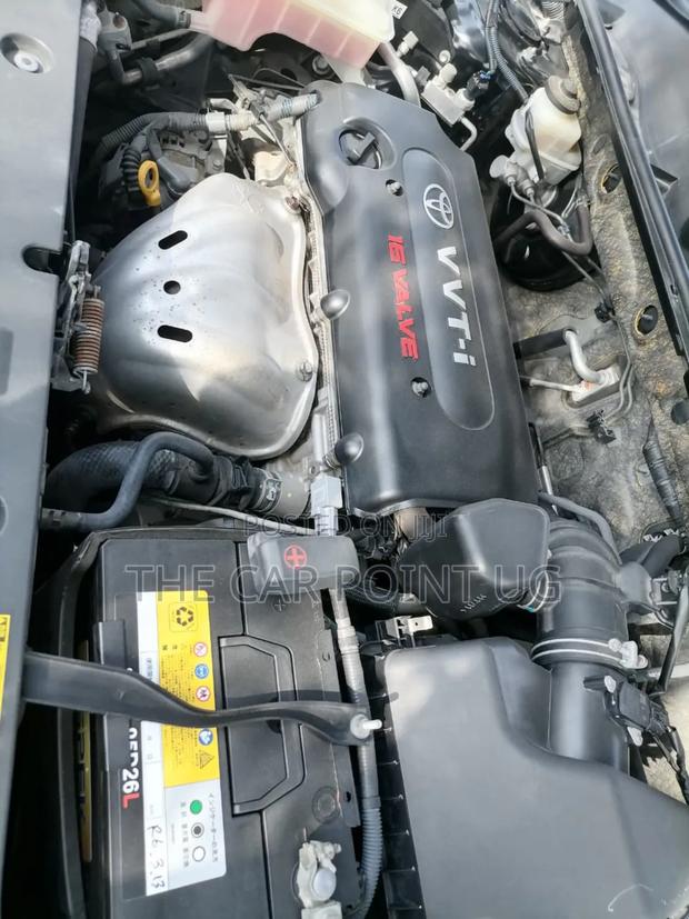 Toyota Vanguard 2013 Black