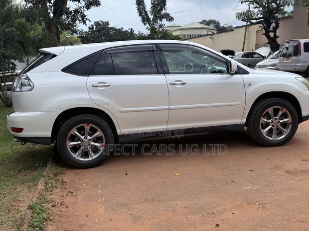 Toyota Harrier 2.4 2011 Pearl