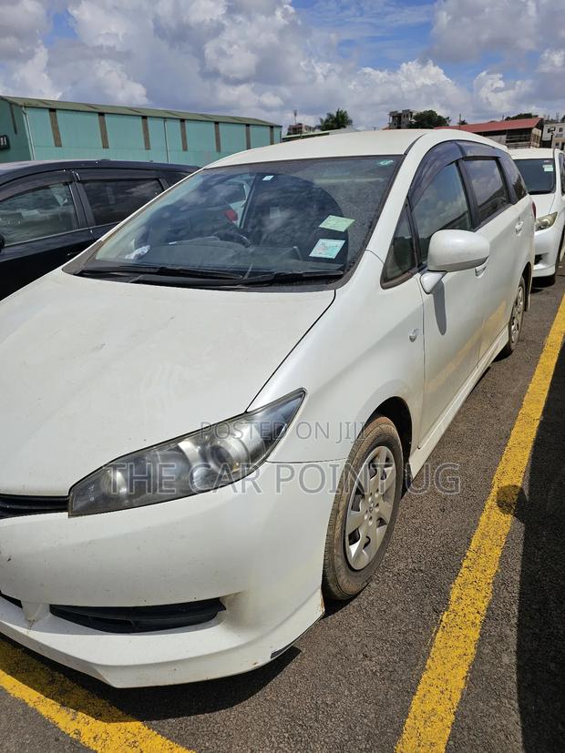 Toyota Wish 2010 White
