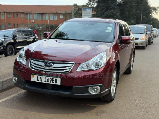 Subaru Outback 2010 Maroon
