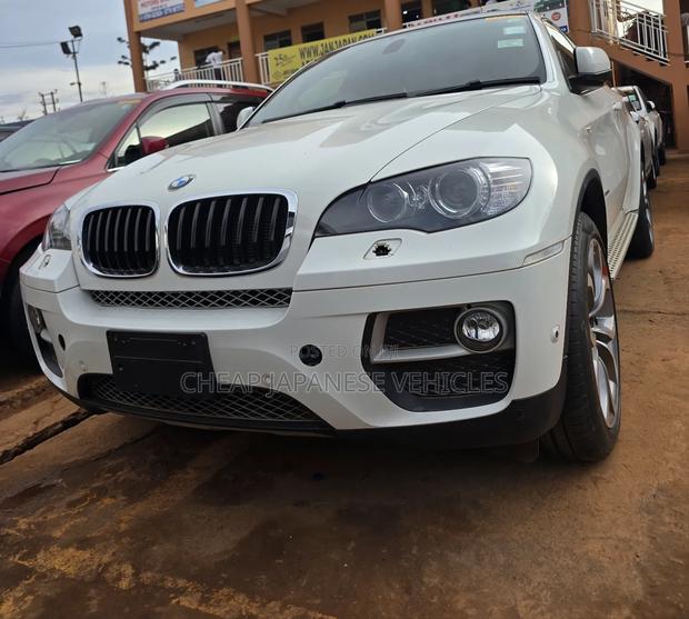 BMW X6 xDrive35i 4x4 Coupe (3.0L 6cyl 8A) 2012 White