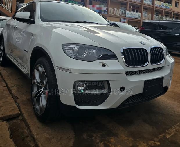 BMW X6 xDrive35i 4x4 Coupe (3.0L 6cyl 8A) 2012 White