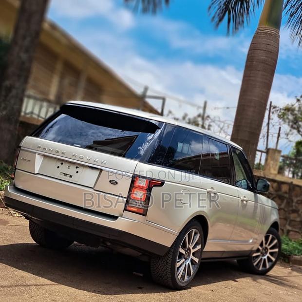 Land Rover Range Rover Vogue 2016 Brown