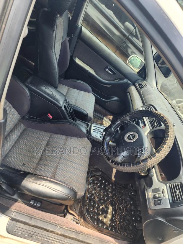 Subaru Legacy B4 2.0 RS Type B Automatic 2000 White