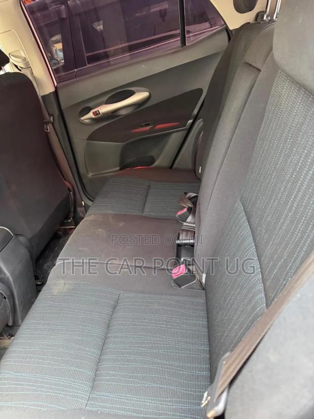 Toyota Corolla Fielder 2010 Beige