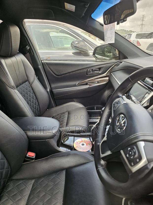 Toyota Harrier 2.0 2015 Pearl