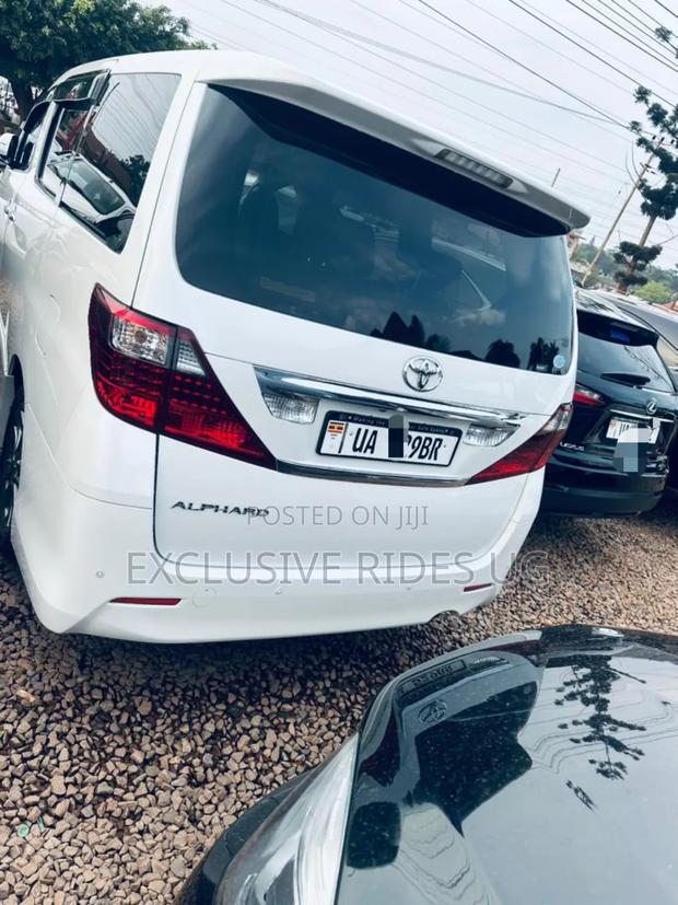 Toyota Alphard 2012 White