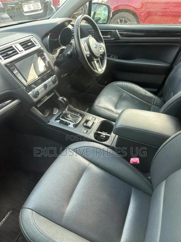 Subaru Outback 2.5i AWD 2016 Blue