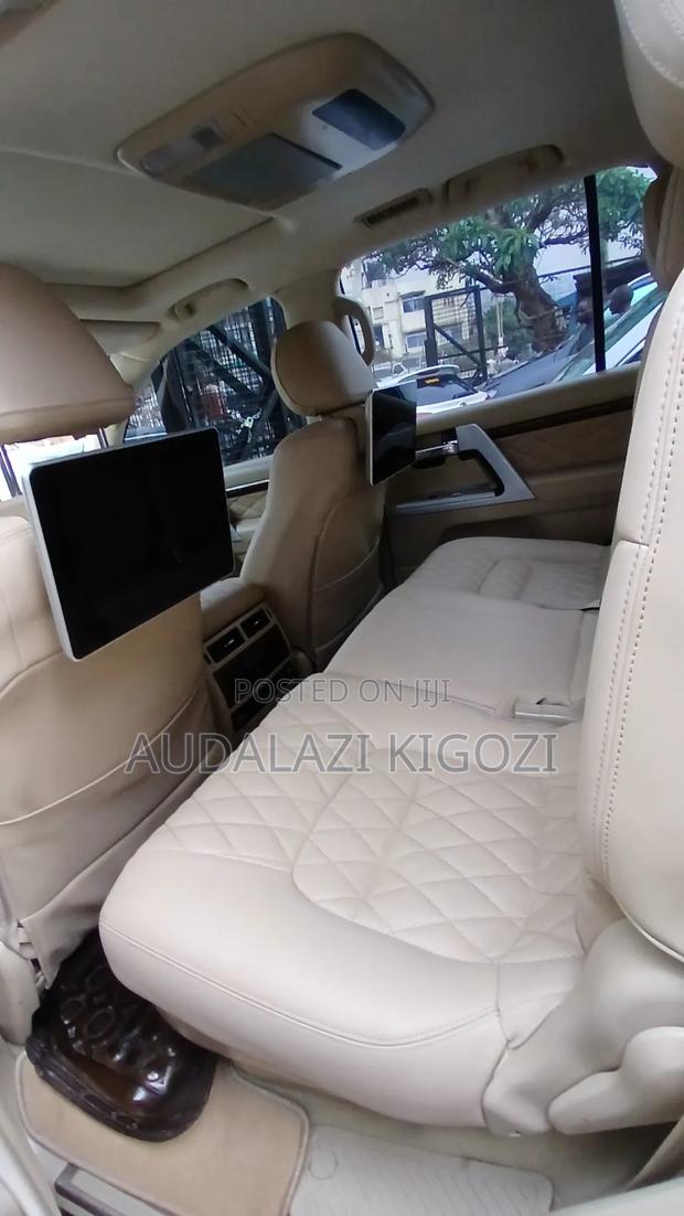 Toyota Land Cruiser 2017 Black