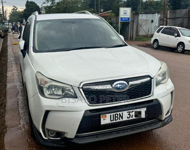 Subaru Forester 2.0XT Premium 4dr SUV AWD (2.0L 4cyl Turbo CVT) 2015