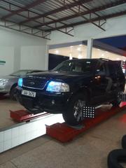 Ford Explorer Sport Trac 4x4 XLT Premium 2004 Black for sale
