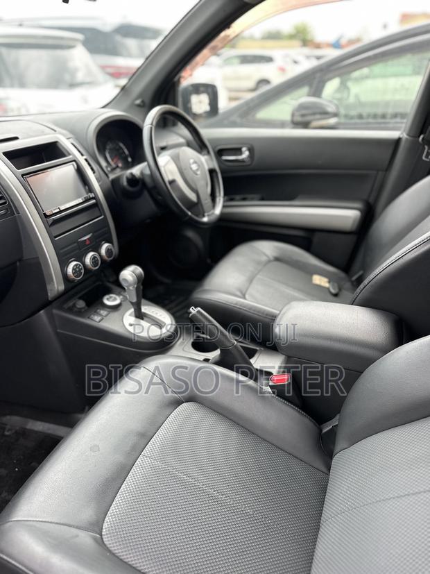 Nissan X-Trail 2.0 Petrol XE 2012 White