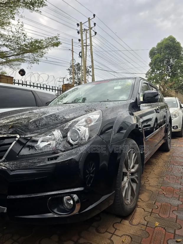 Subaru Outback 2013 Black