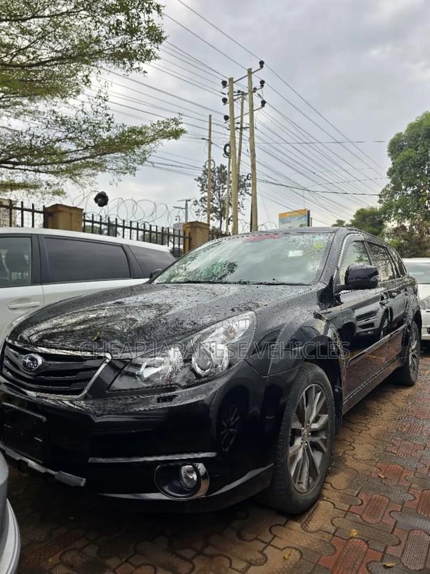 Subaru Outback 2013 Black