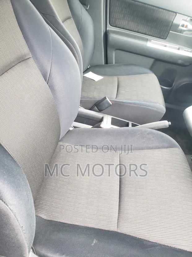Toyota Corolla Rumion Hatchback 1.5 FWD 2011 Silver