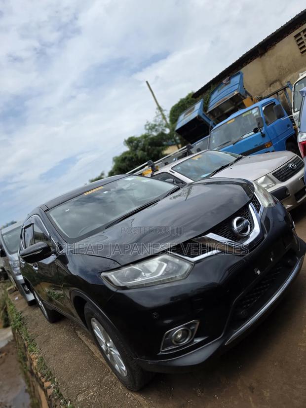 Nissan X-Trail 2015 Black