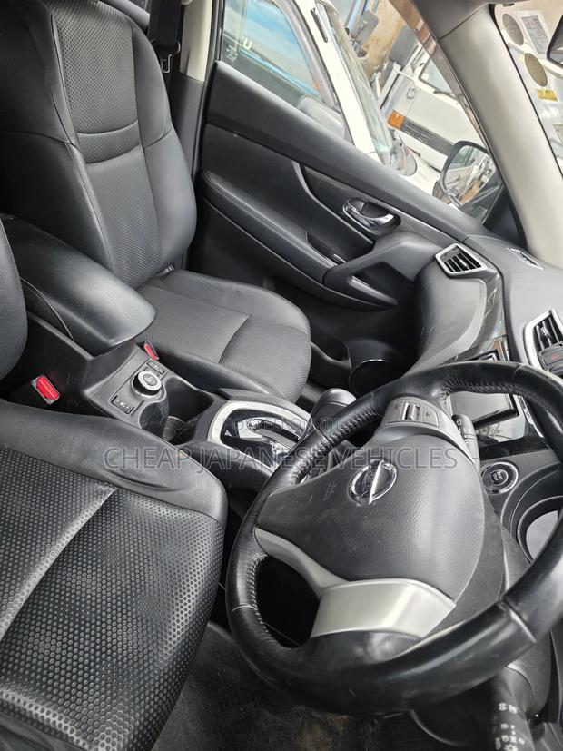Nissan X-Trail 2015 Black
