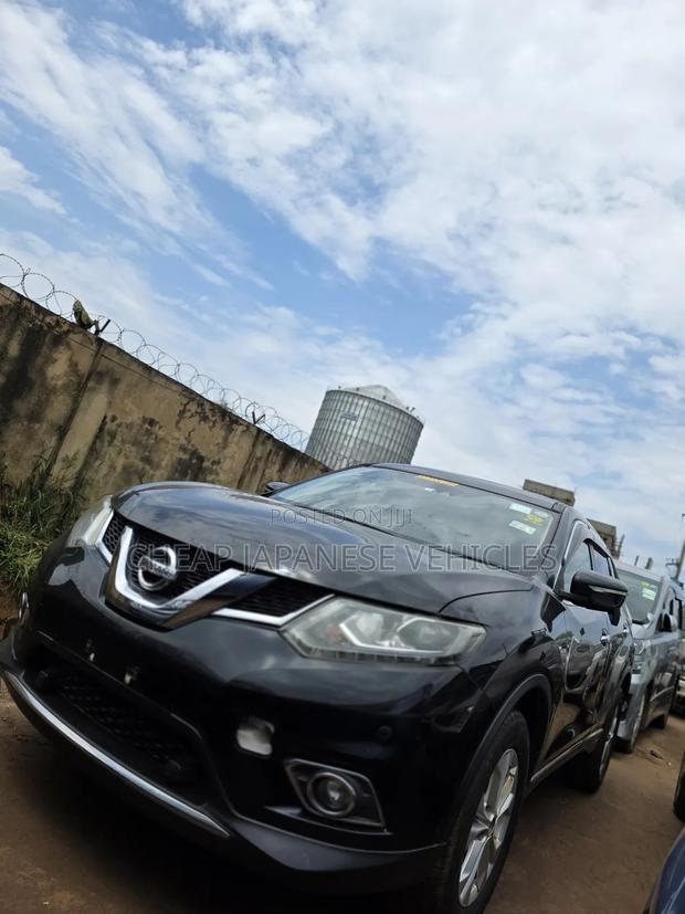 Nissan X-Trail 2015 Black