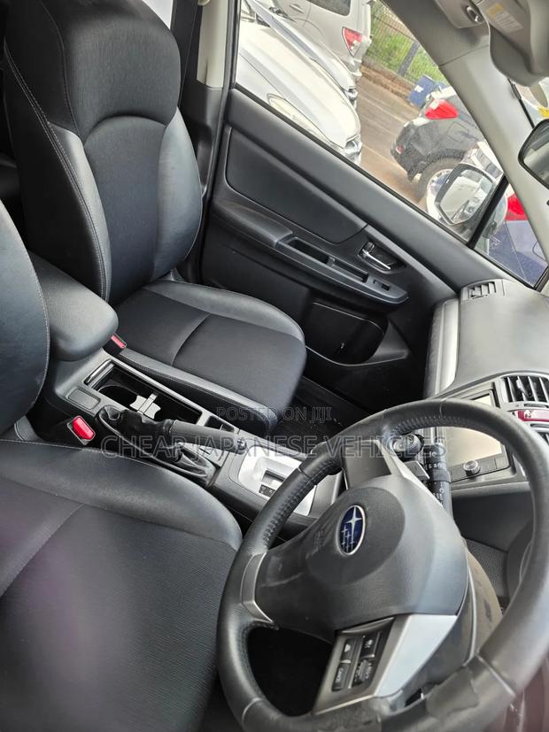 Subaru Impreza 2.0i Premium PZEV 4dr Hatchback AWD (2.0L 4cyl CVT) 2014