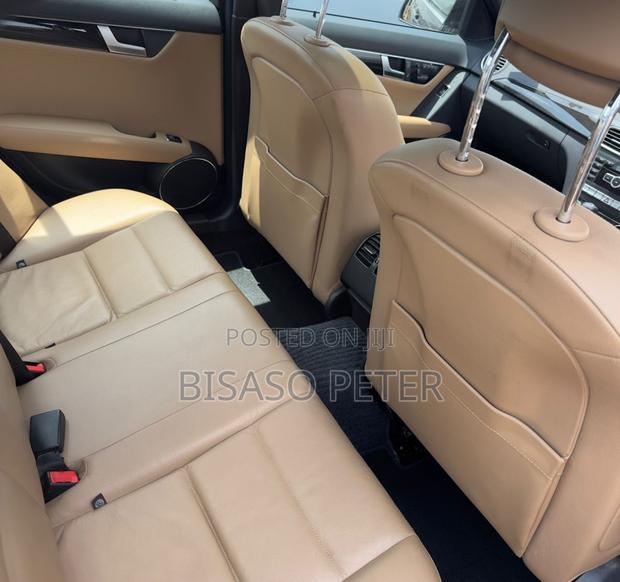Mercedes-Benz C200 2013 Gray