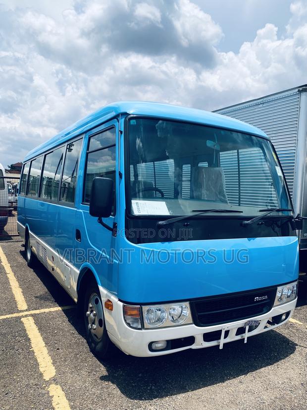 Mitsubishi Rosa 2012 Blue