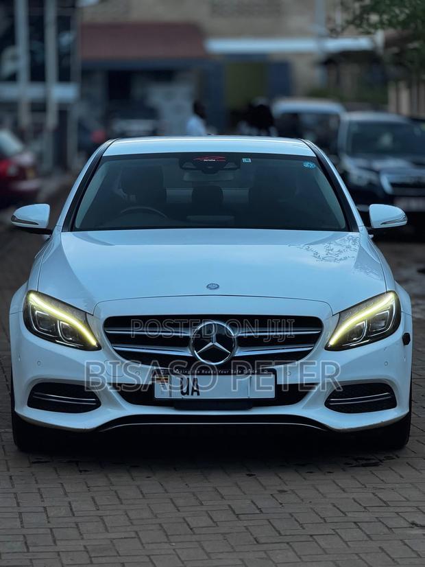 Mercedes-Benz C200 2015 White