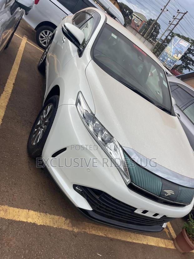 Toyota Harrier 2017 White