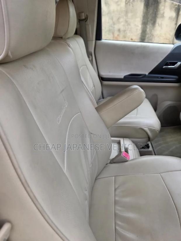 Toyota Alphard 2012 Black