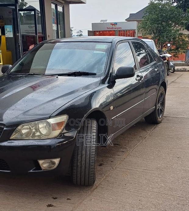 Lexus IS Automatic 1999 Black
