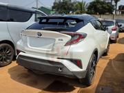 Toyota C-HR 2017 White for sale