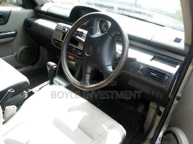 Nissan X-Trail 2000 Silver