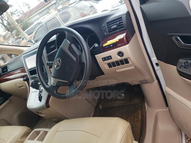Toyota Alphard 2011 White