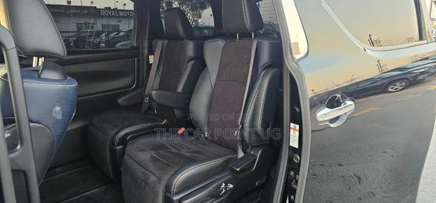 Toyota Vellfire 2017 Black