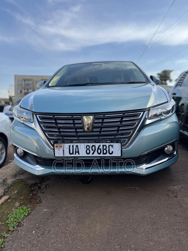 Toyota Premio 2016 Beige