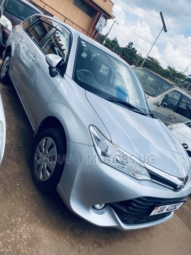 Toyota Corolla Fielder 2016 Silver