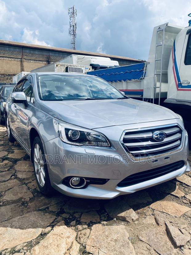 Subaru Legacy 2019 Silver